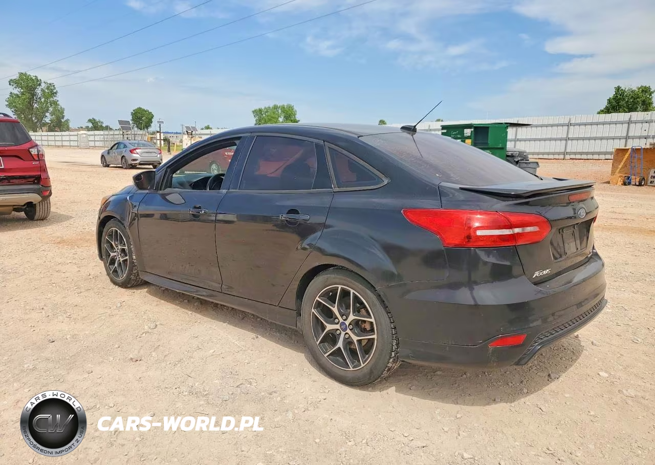 2015 Ford Focus Se VIN:1FADP3F20FL240623 - 2