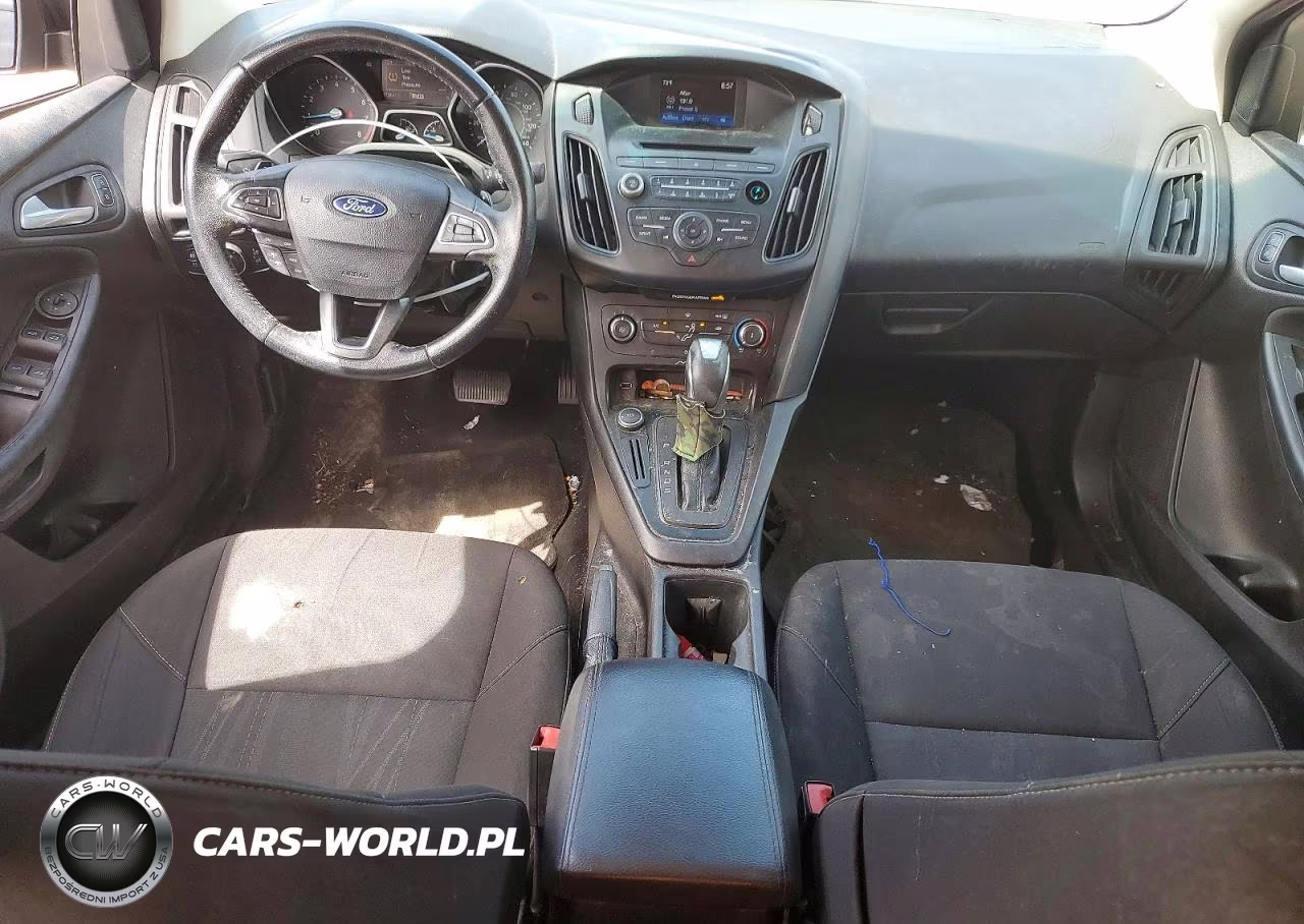 2015 Ford Focus Se VIN:1FADP3F20FL240623 - 8
