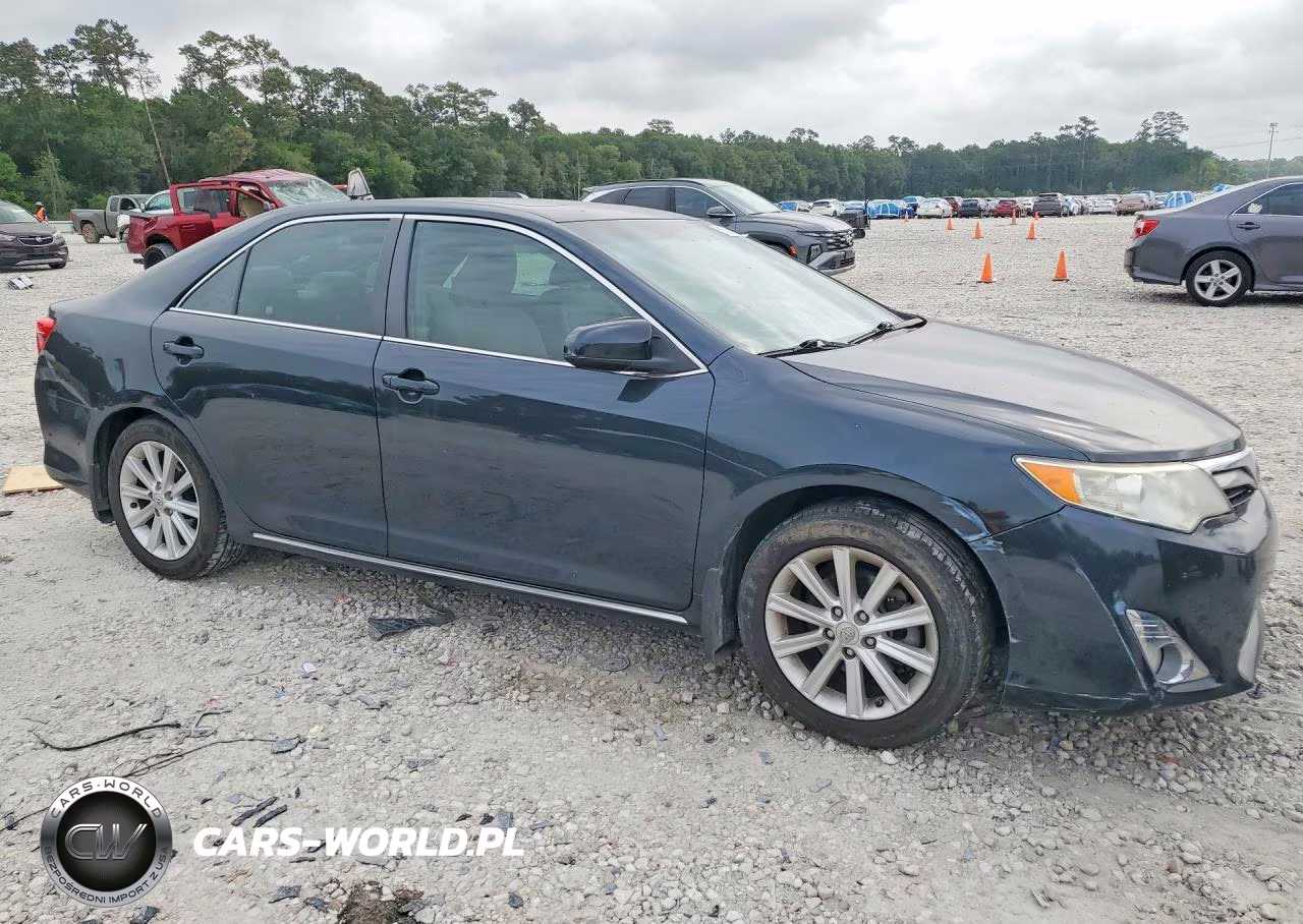 2012 Toyota Camry Xle VIN:4T1BF1FK5CU171079 - 4