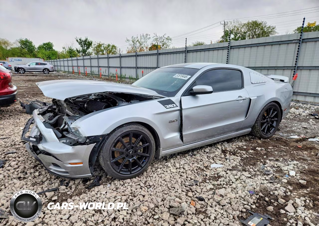2013 Ford Mustang Gt – zdjęcie 1 z 12