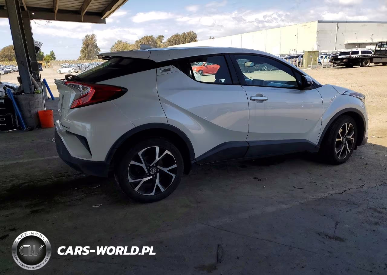 2018 Toyota C-Hr Xle VIN:NMTKHMBX4JR045281 - 3
