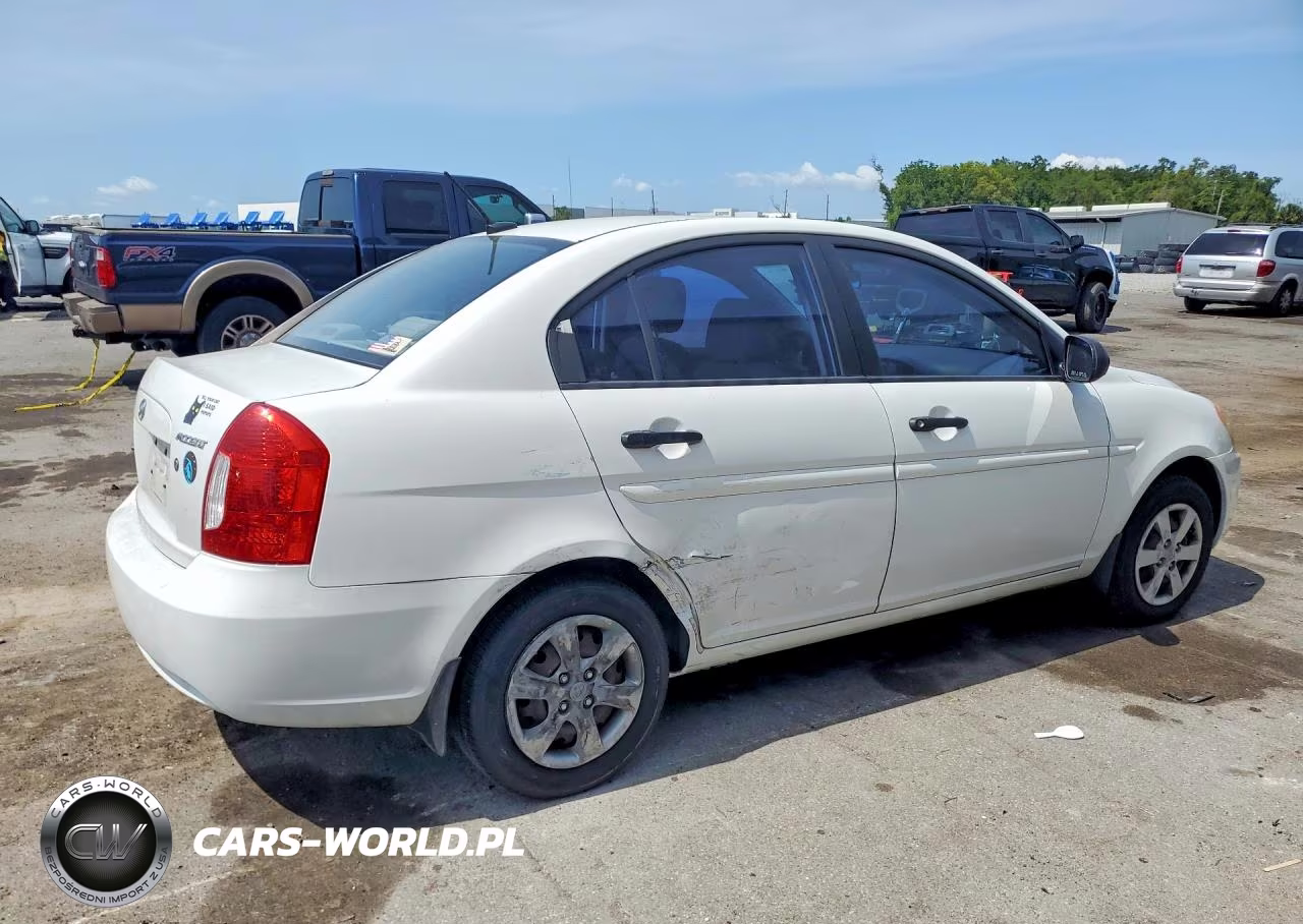 2010 Hyundai Accent Gls VIN:KMHCN4AC1AU494583 - 3
