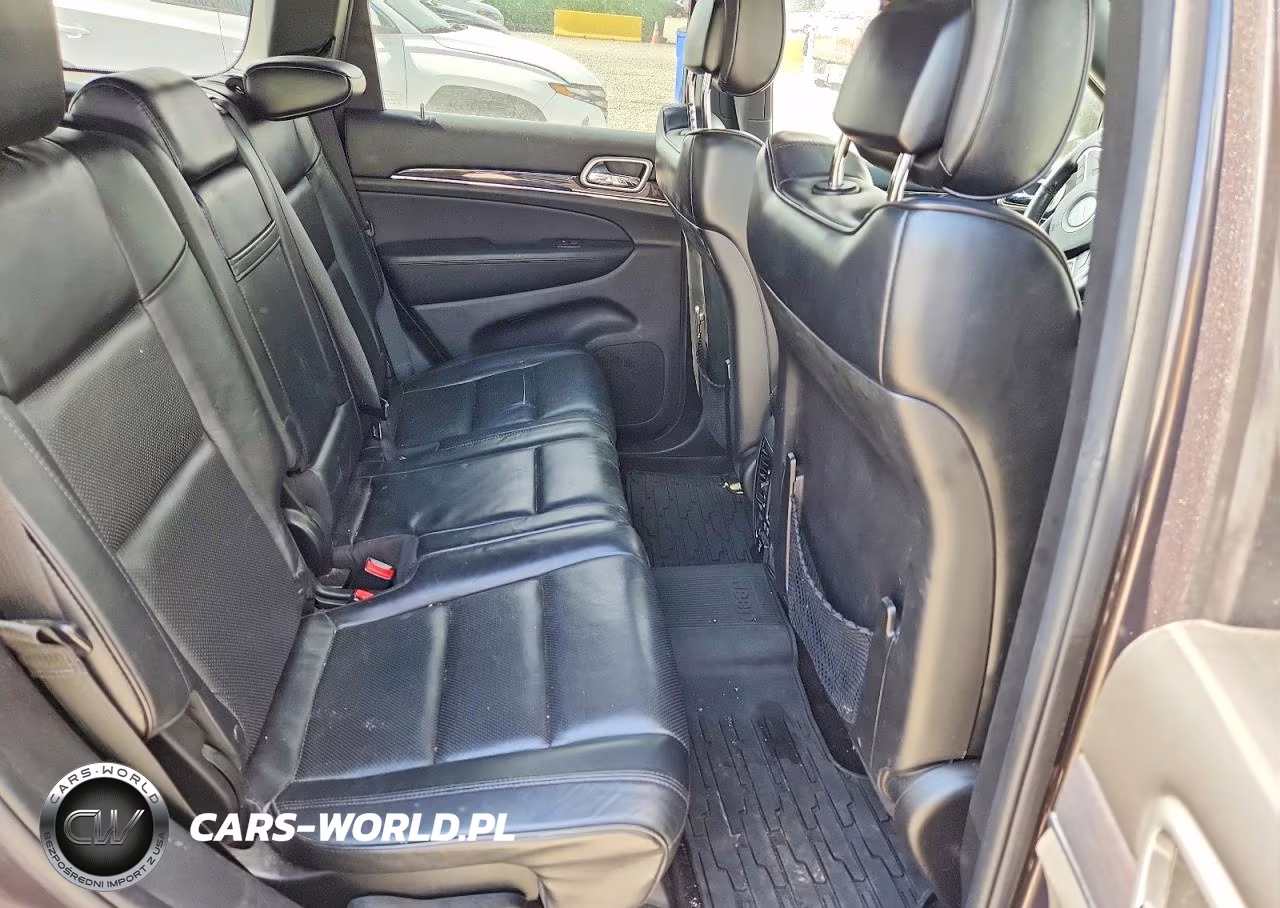 2015 Jeep Grand Cherokee Overland VIN:1C4RJFCG1FC210226 - 11