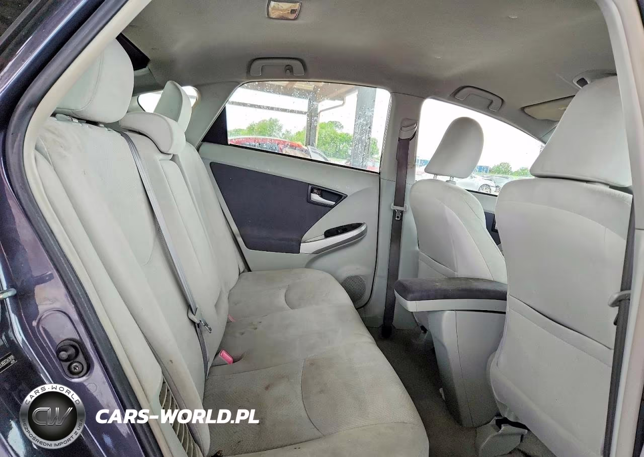 2011 Toyota Prius Two VIN:JTDKN3DU8B0260898 - 11
