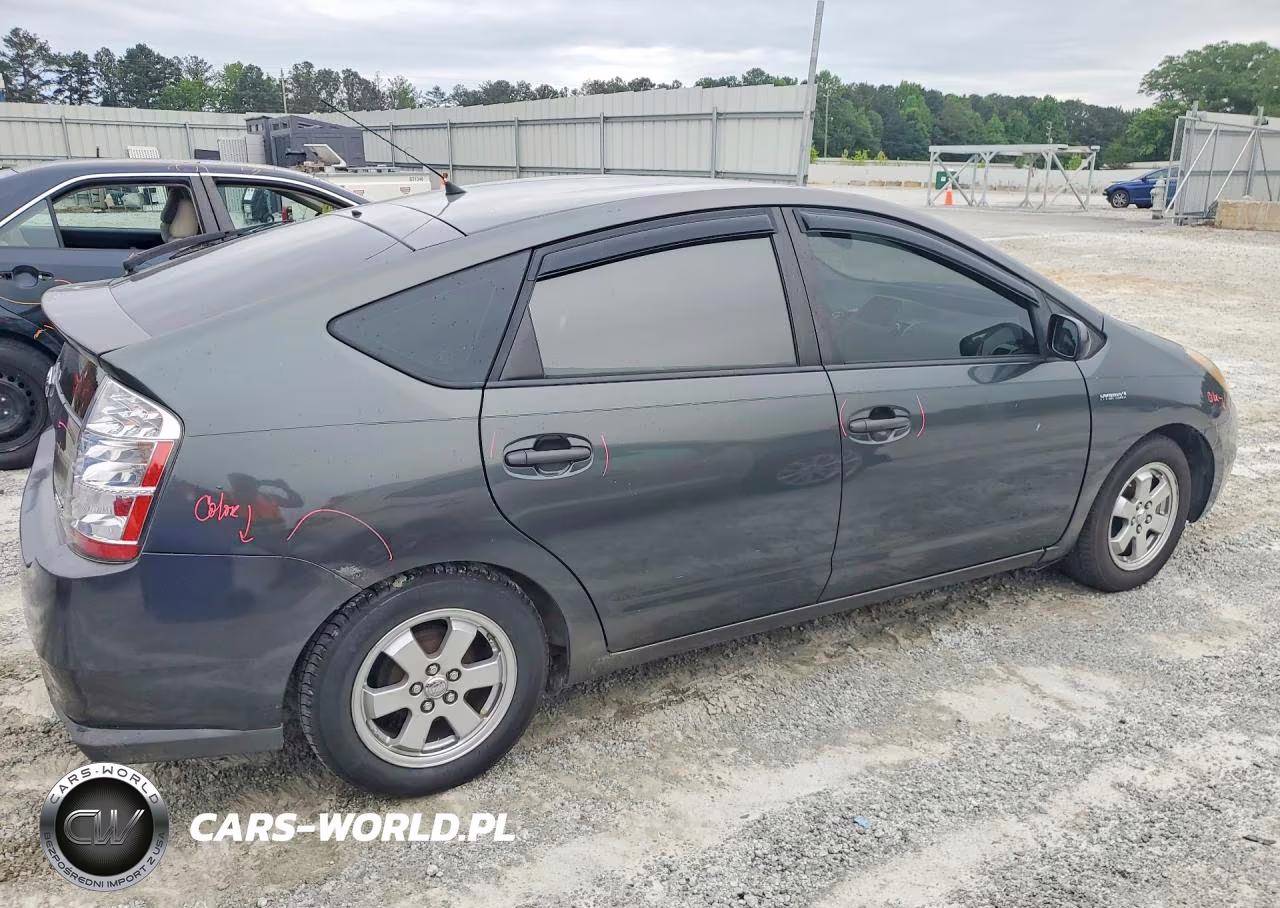 2008 Toyota Prius Base VIN:JTDKB20UX83429285 - 3