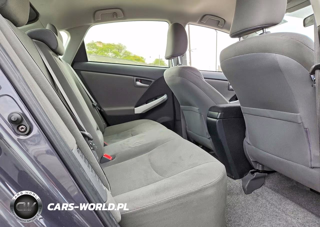 2012 Toyota Prius Two VIN:JTDKN3DU6C5527296 - 10