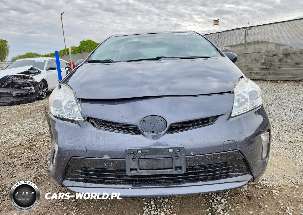 2012 Toyota Prius Two VIN:JTDKN3DU6C5527296 - 5