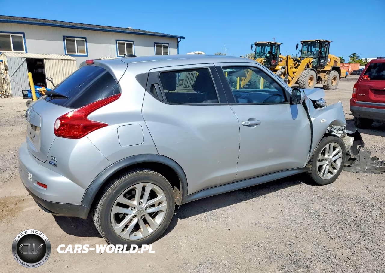 2013 Nissan Juke S VIN:JN8AF5MR7DT206756 - 3