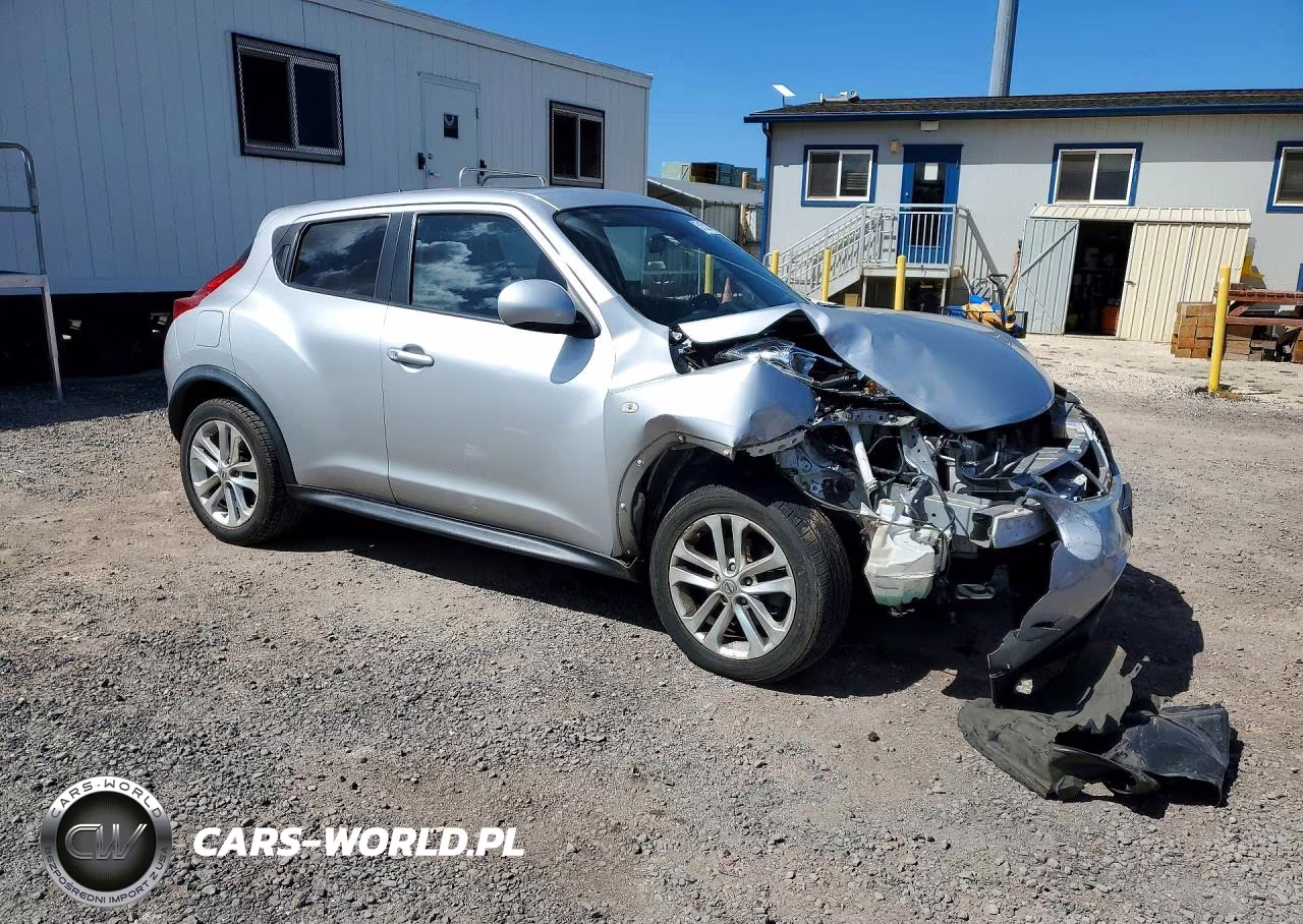 2013 Nissan Juke S VIN:JN8AF5MR7DT206756 - 4