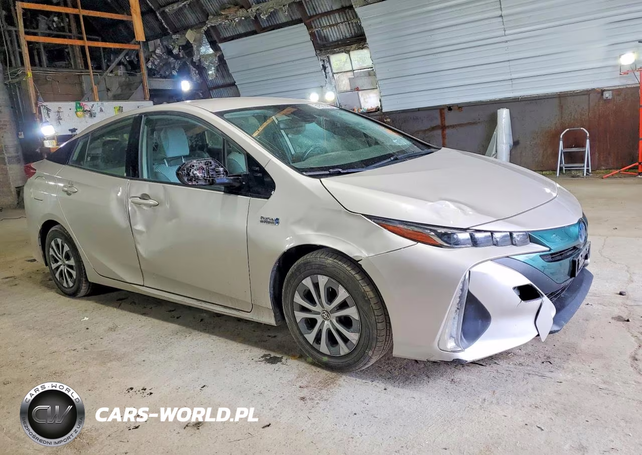 2020 Toyota Prius Prime Le VIN:JTDKARFP5L3126758 - 4