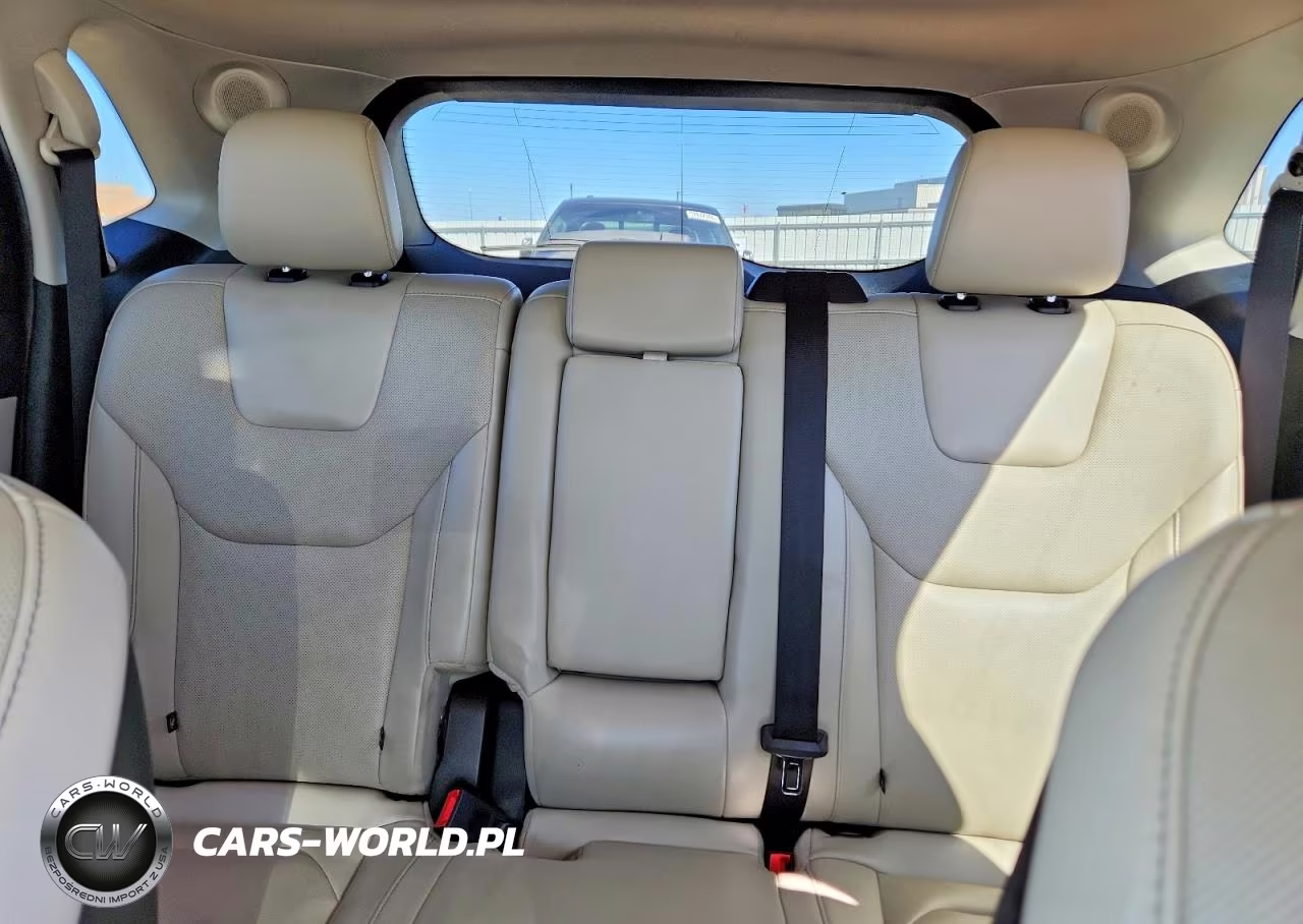 2019 Ford Edge Titanium VIN:2FMPK3K96KBB89207 - 10