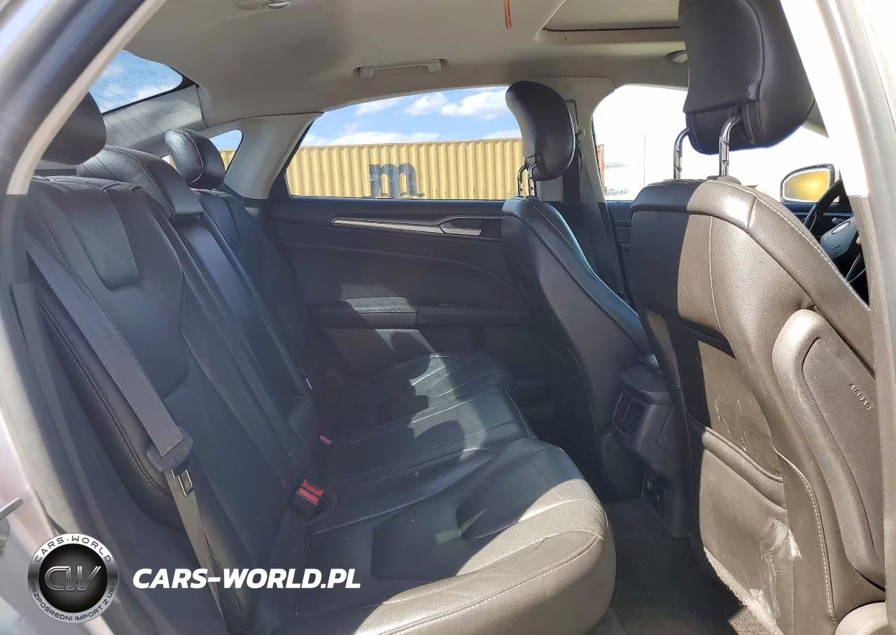 2014 Ford Fusion Titanium VIN:3FA6P0K96ER284328 - 10