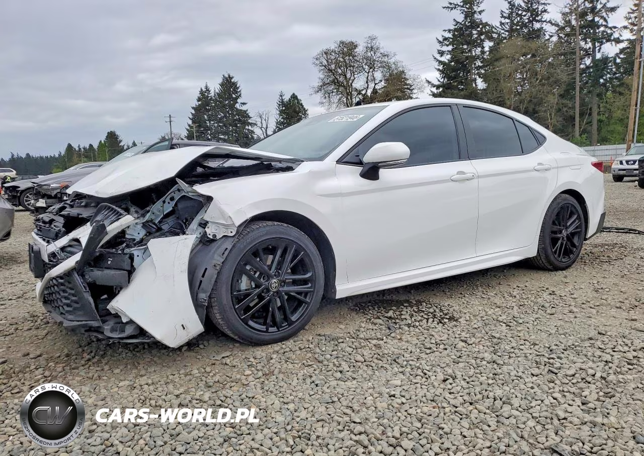 2025 Toyota Camry Se – zdjęcie 1 z 13