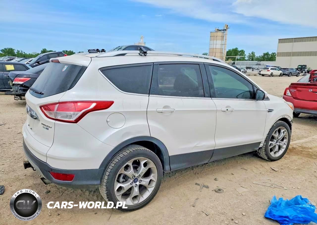 2015 Ford Escape Titanium VIN:1FMCU9J99FUA42411 - 3
