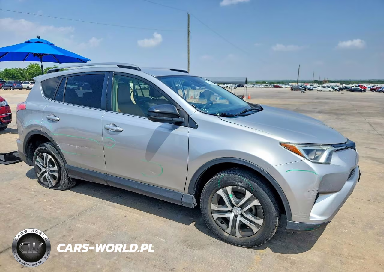 2018 Toyota Rav4 Le VIN:JTMBFREVXJJ259106 - 4