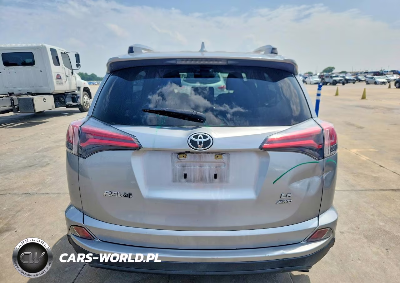 2018 Toyota Rav4 Le VIN:JTMBFREVXJJ259106 - 6