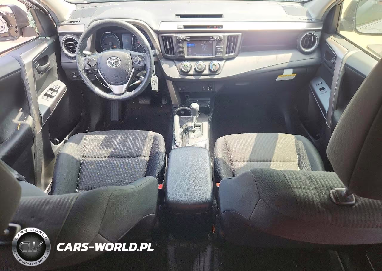 2018 Toyota Rav4 Le VIN:JTMBFREVXJJ259106 - 8
