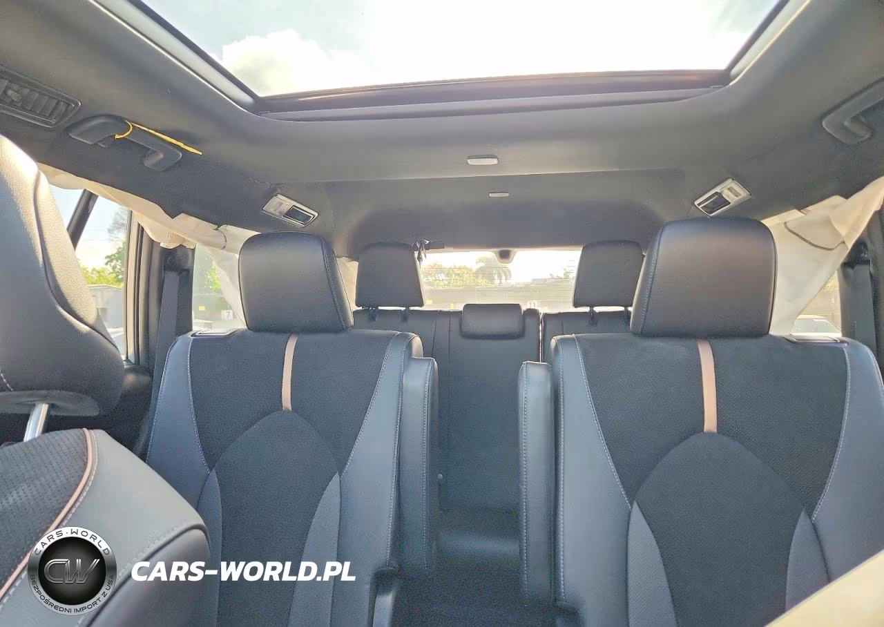 2025 Toyota Grand Highlander Hybrid Max Platinum VIN:5TDADAB58SS012548 - 10