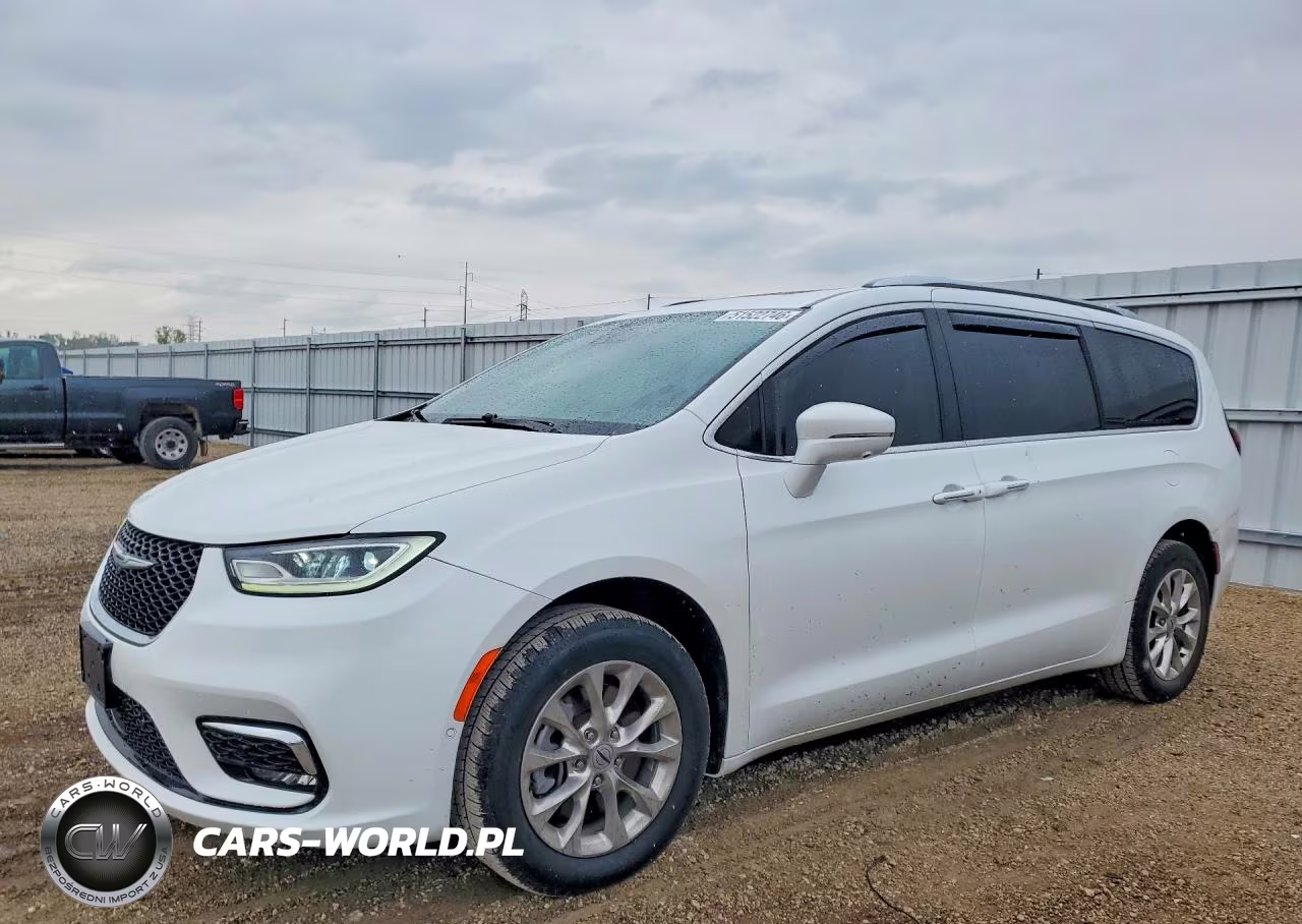 2021 Chrysler Pacifica Touring L