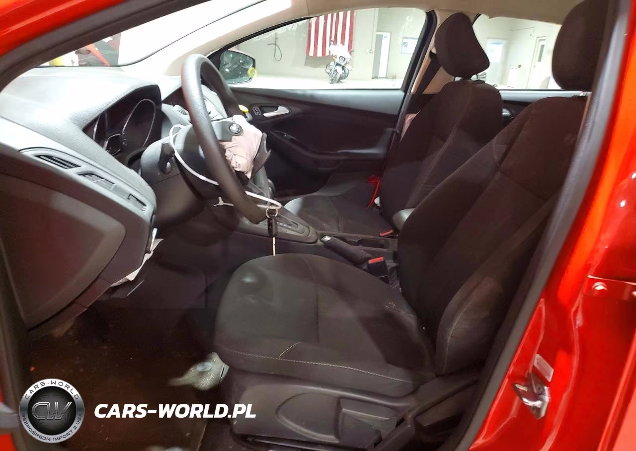 2017 Ford Focus Se VIN:1FADP3F22HL306866 - 7