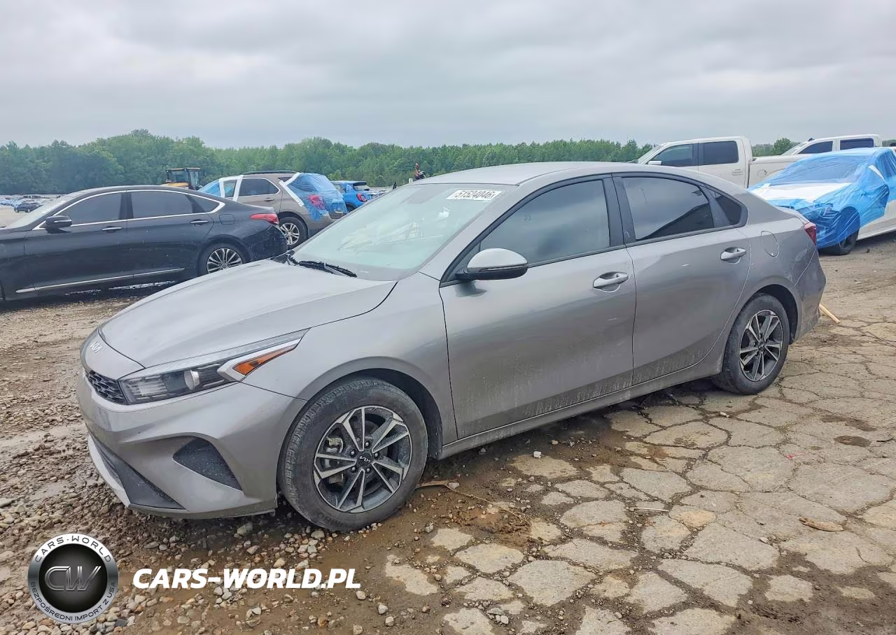 2024 Kia Forte – zdjęcie 1 z 12