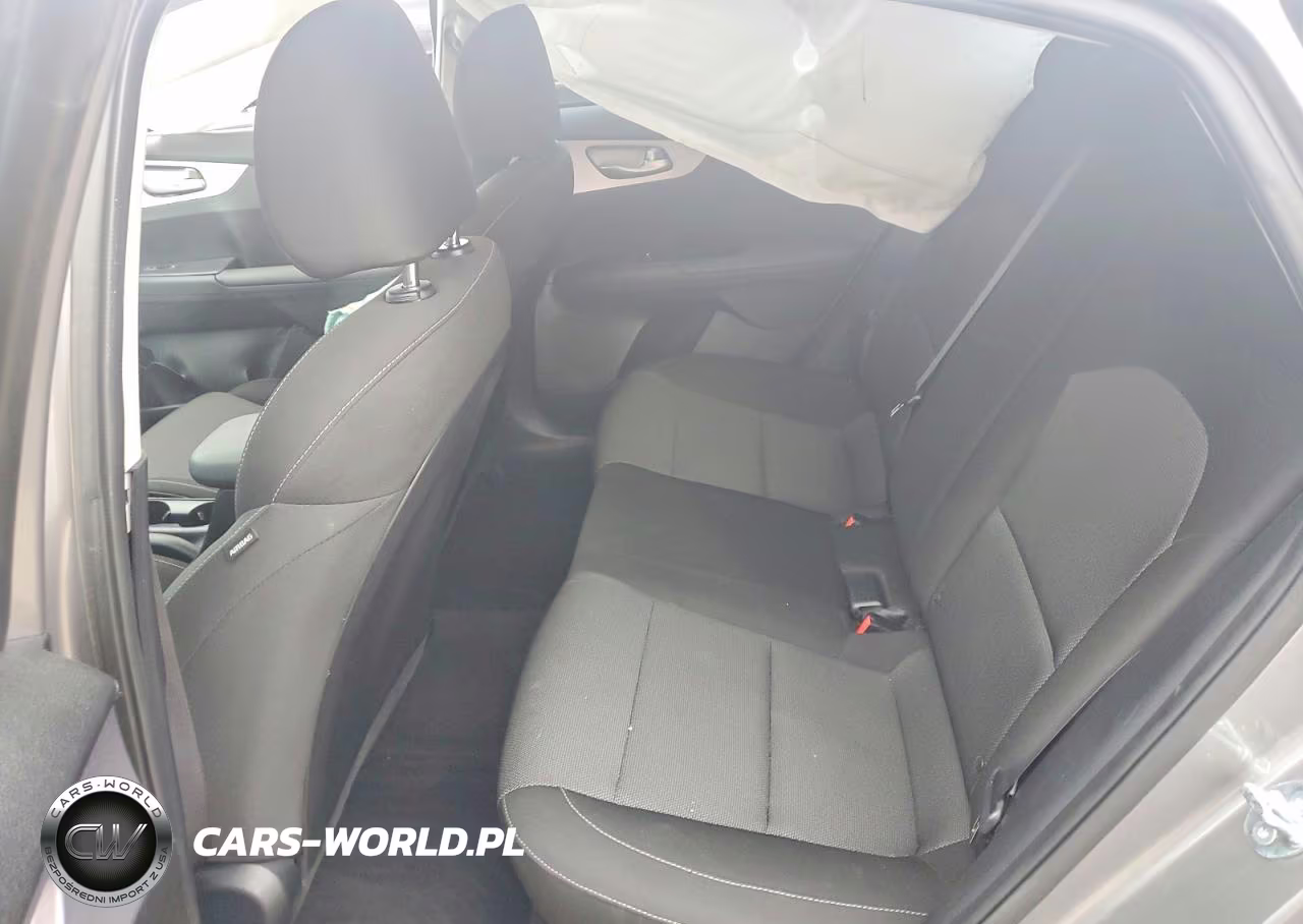 2024 Kia Forte VIN:3KPF24AD3RE726548 - 10