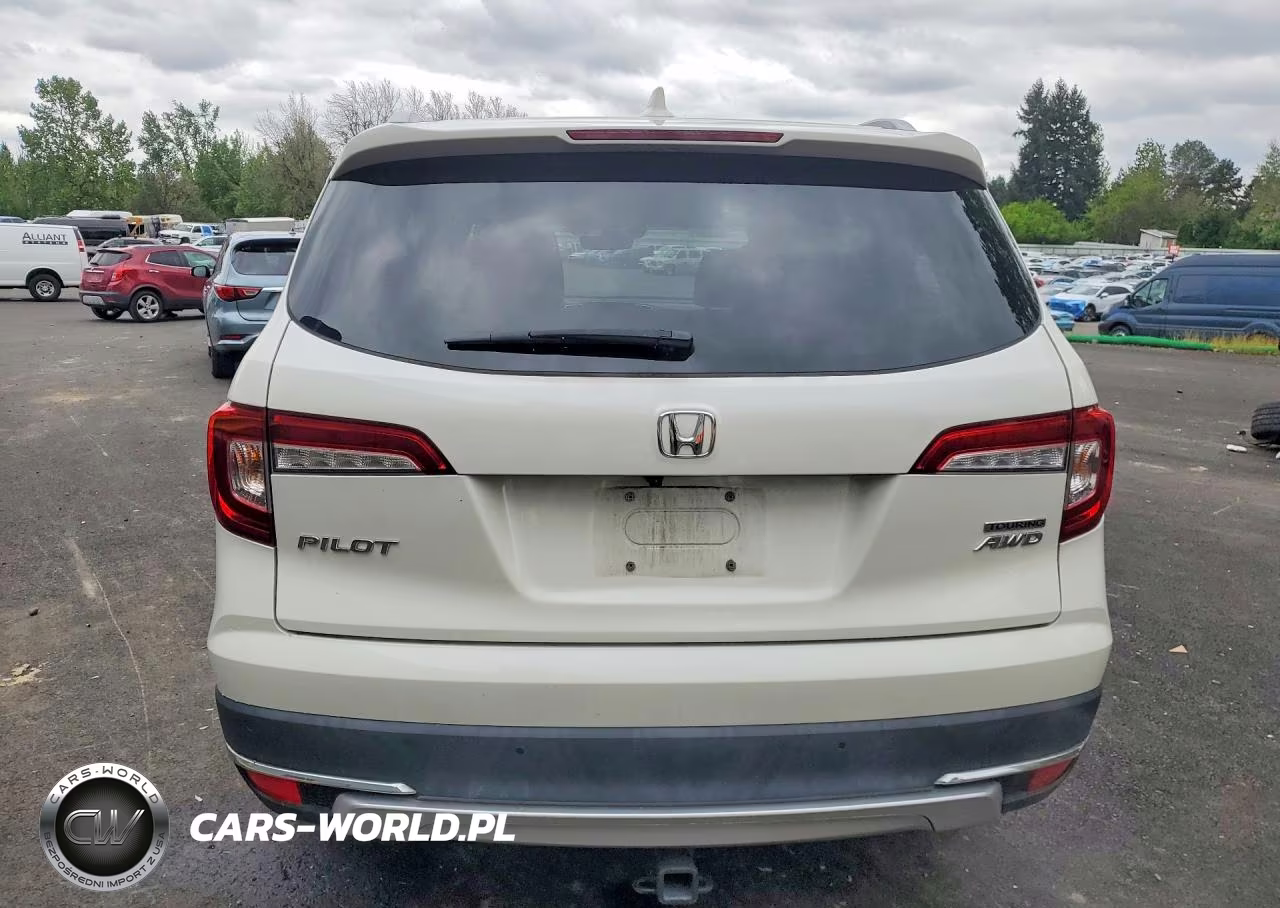 2019 Honda Pilot Touring VIN:5FNYF6H98KB080580 - 6