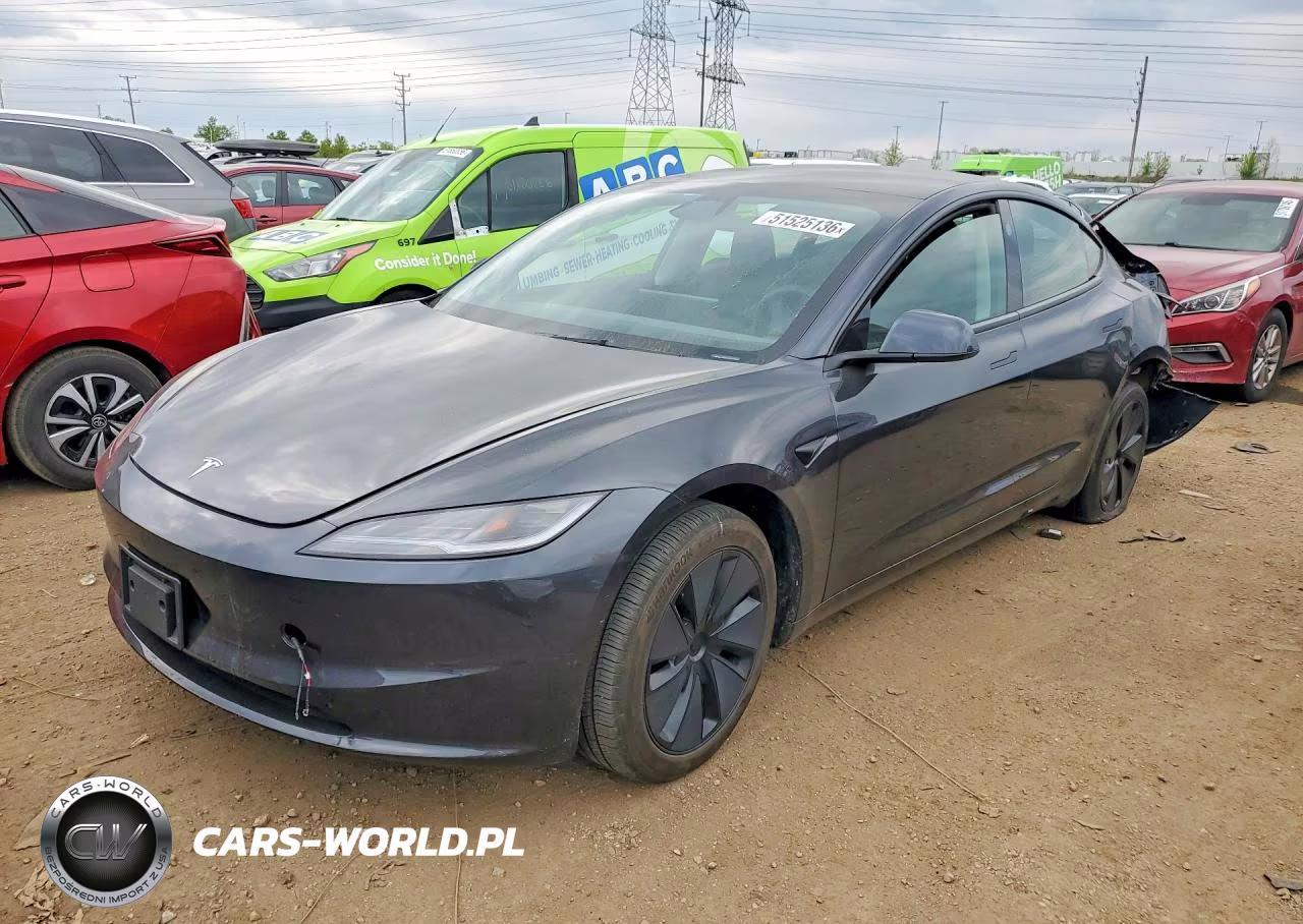 2025 Tesla Model 3 – zdjęcie 1 z 12