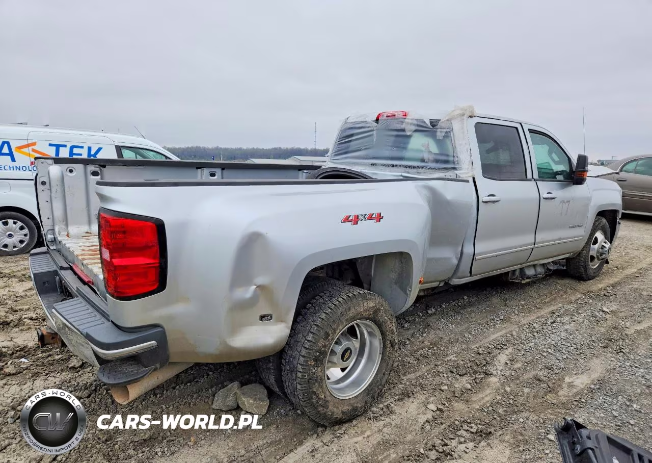 2019 Chevrolet Silverado K3500 Ltz VIN:1GC4KXEY5KF154609 - 3