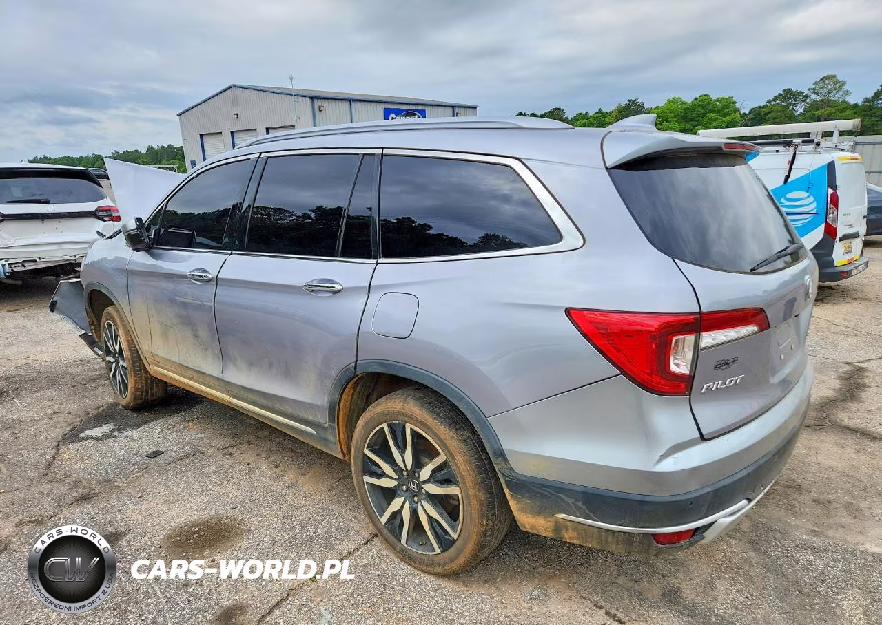 2022 Honda Pilot Touring VIN:5FNYF5H63NB004334 - 2