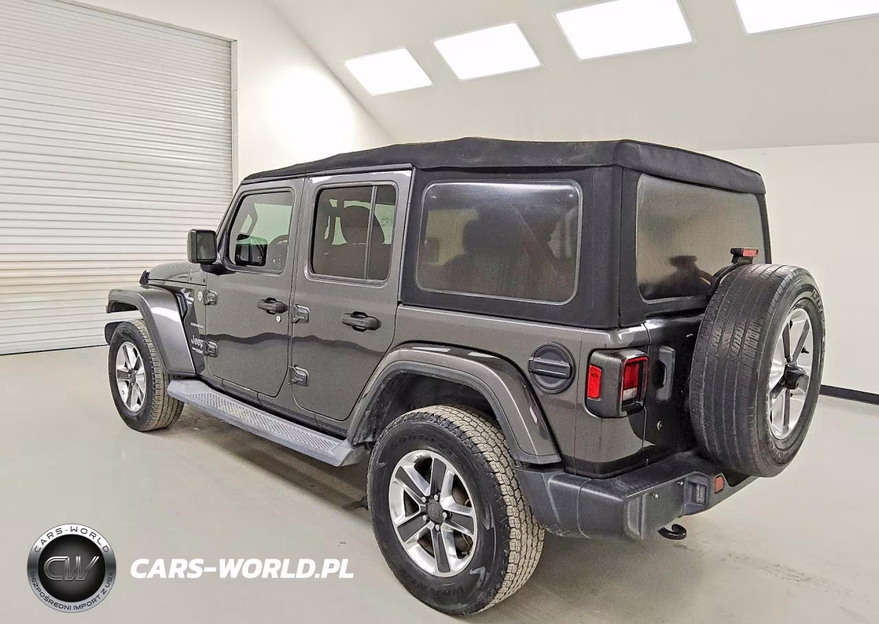 2018 Jeep Wrangler Unlimited Sahara VIN:1C4HJXENXJW331311 - 2