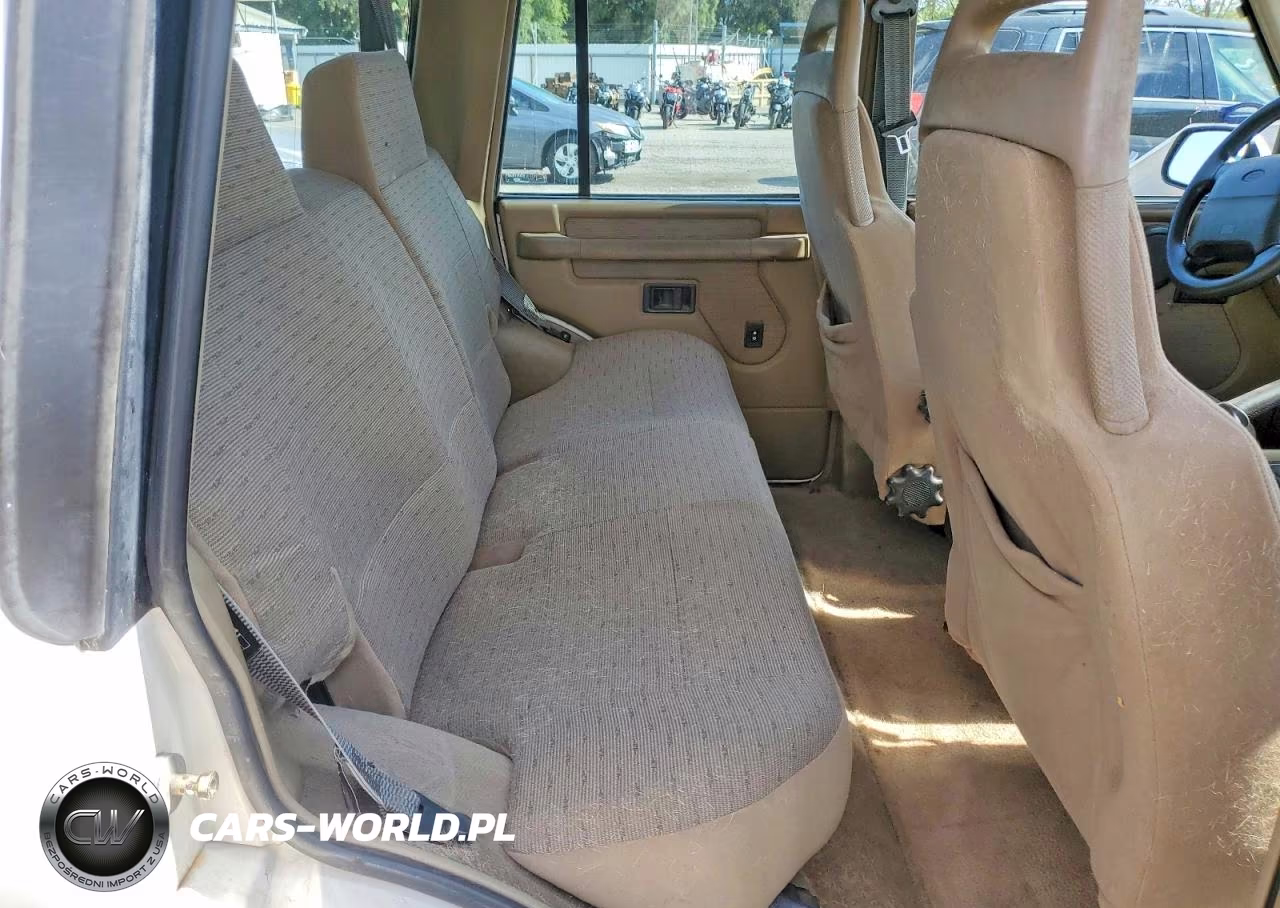 1997 Land Rover Discovery VIN:SALJY1241VA719044 - 11