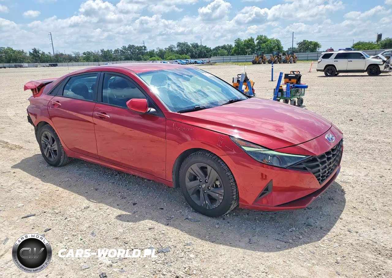 2021 Hyundai Elantra Sel VIN:KMHLM4AG8MU069341 - 4