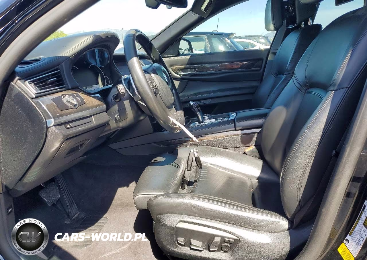 2015 BMW 750 Li VIN:WBAYE8C56FD780840 - 7