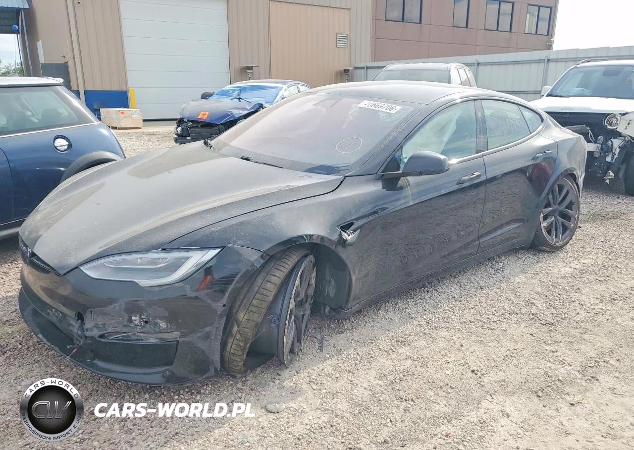 2021 Tesla Model S – zdjęcie 1 z 12