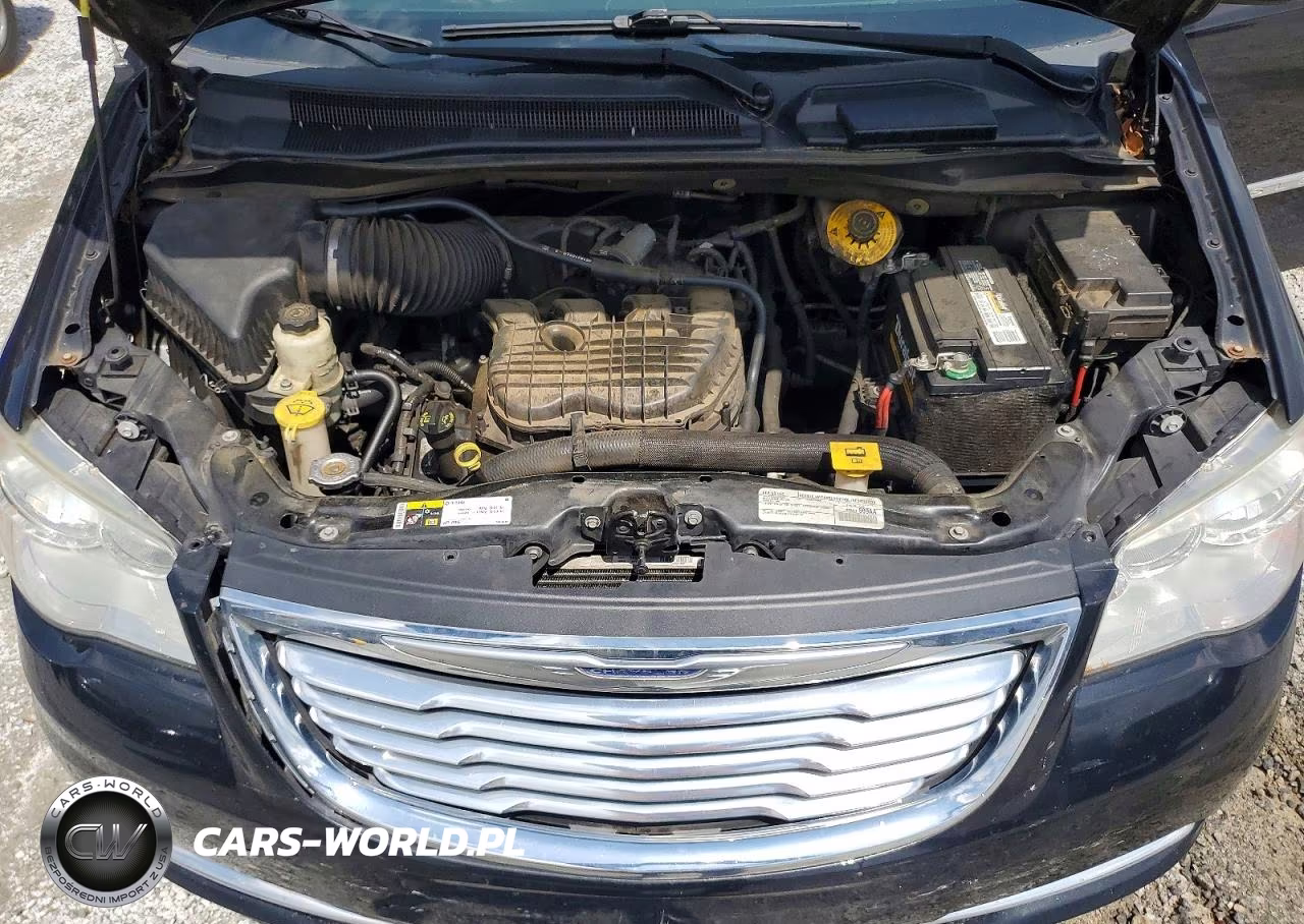 2016 Chrysler Town & Country Touring VIN:2C4RC1BG1GR159480 - 12