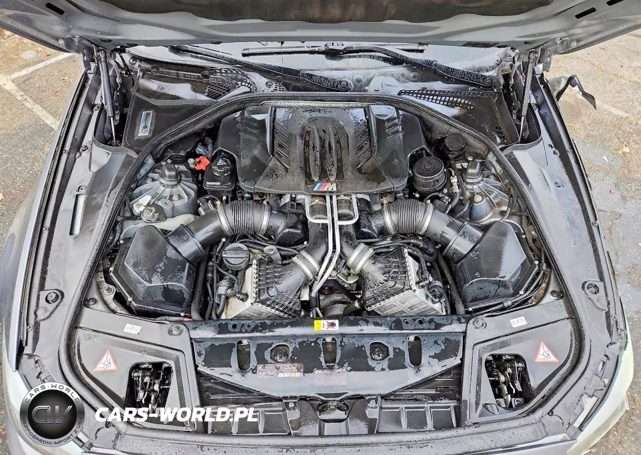 2013 BMW M5 VIN:WBSFV9C52DC773377 - 11