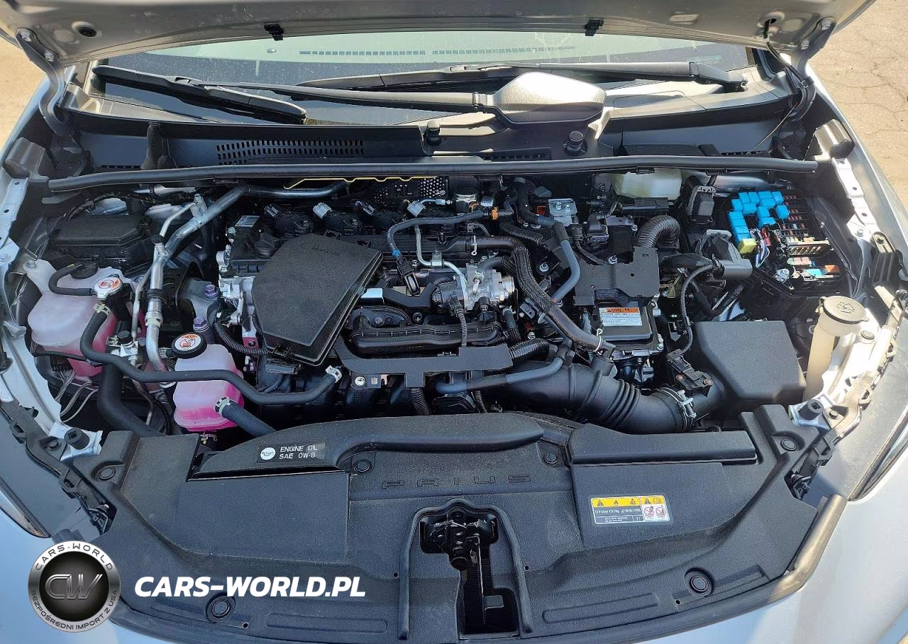 2026 Toyota Prius Le VIN:JTDACAAU3T3075667 - 11
