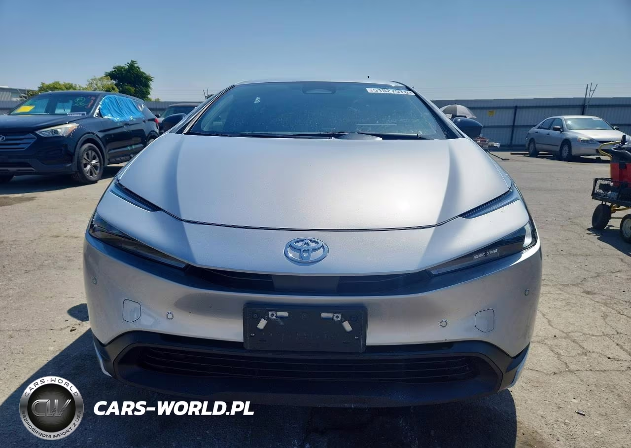 2026 Toyota Prius Le VIN:JTDACAAU3T3075667 - 5