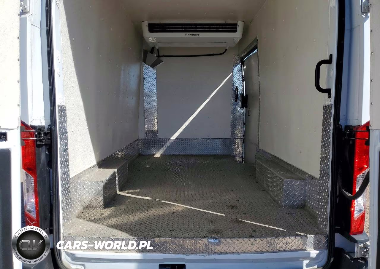 2023 Ford Transit 250 Refrigerated Delivery Van VIN:1FTBR1X80PKA98297 - 10