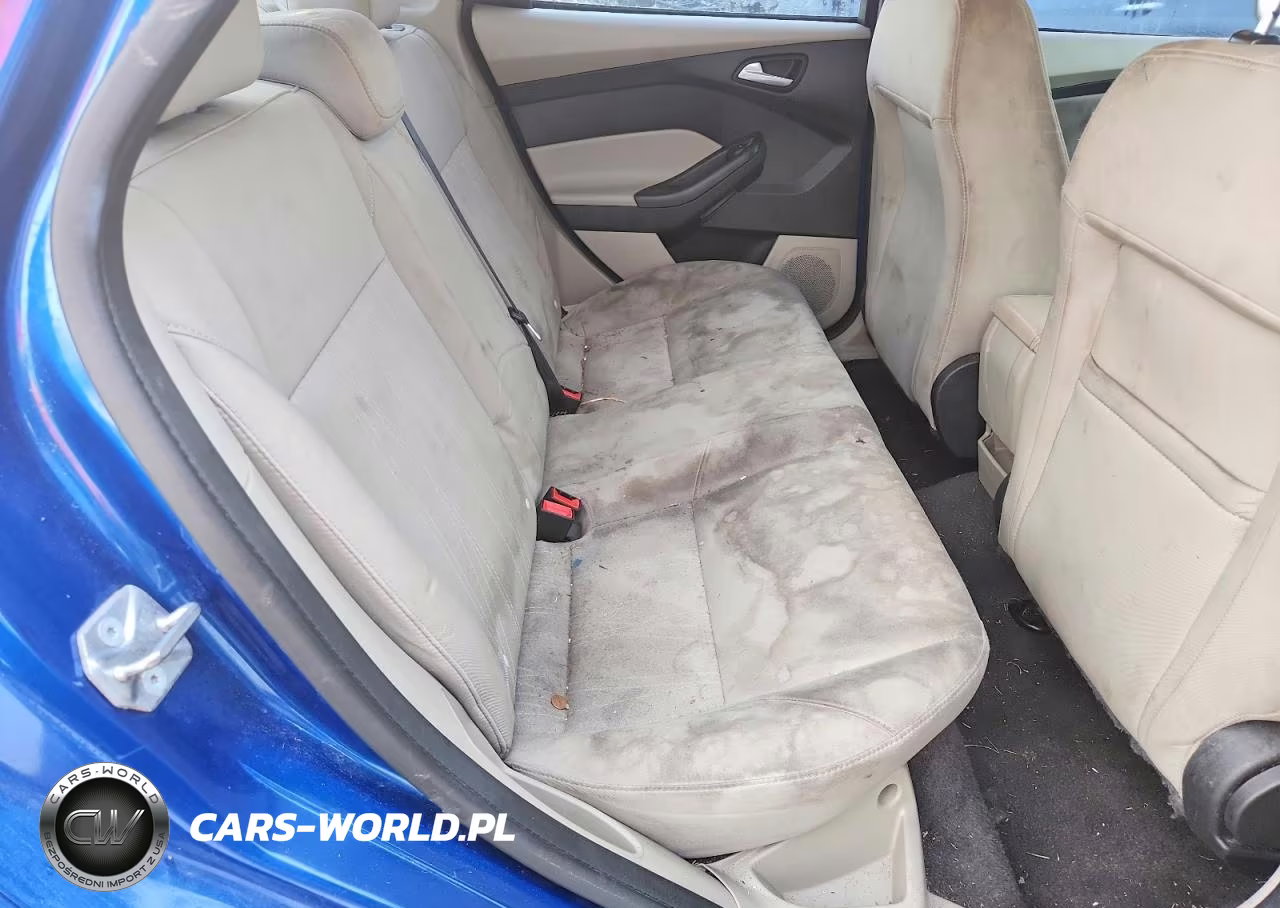 2018 Ford Focus Se VIN:1FADP3F20JL201958 - 10