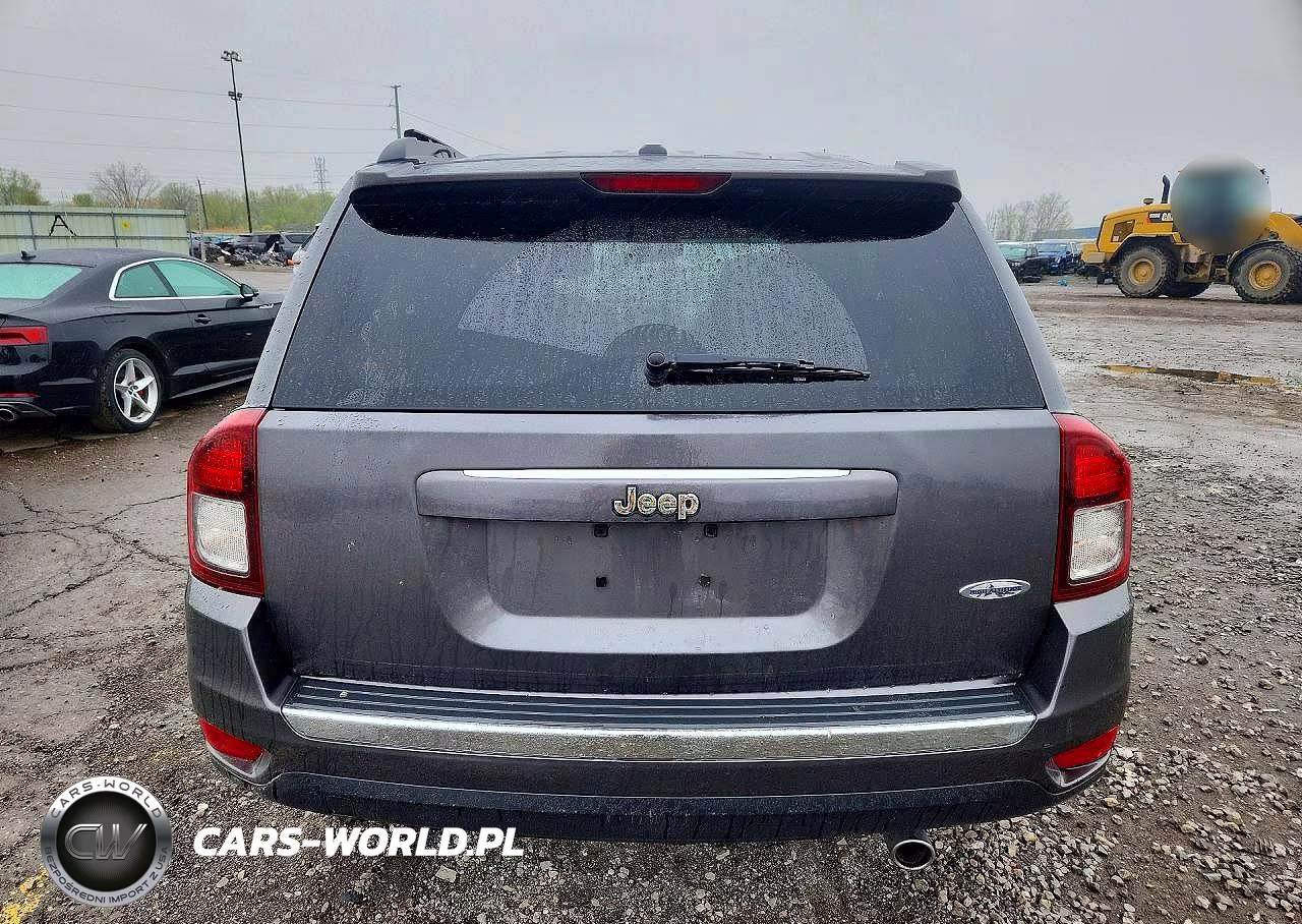 2016 Jeep Compass Latitude VIN:1C4NJCEA2GD806947 - 6