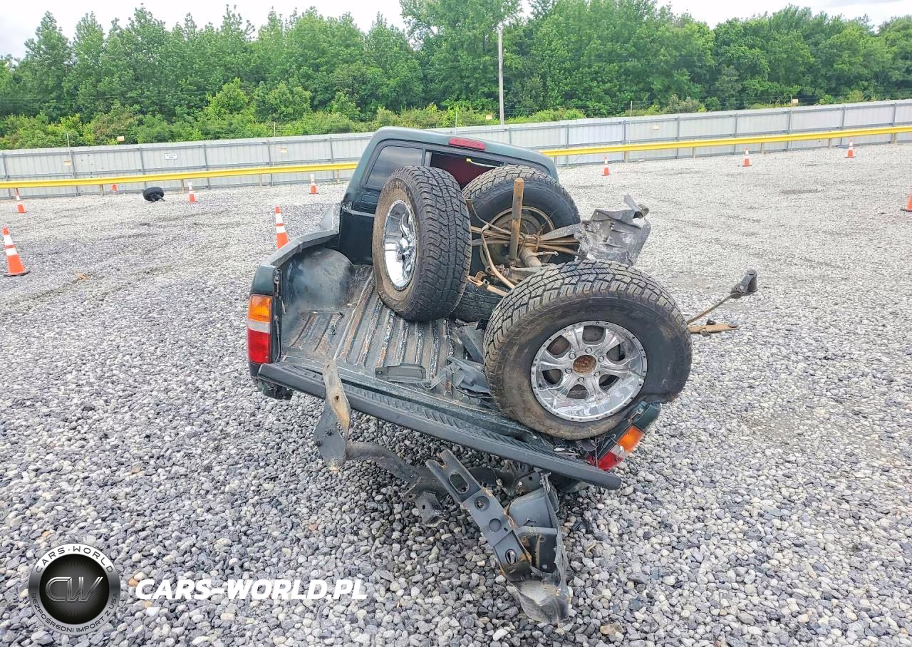 1999 Toyota Tacoma Xtracab VIN:4TAWN72N1XZ474103 - 6