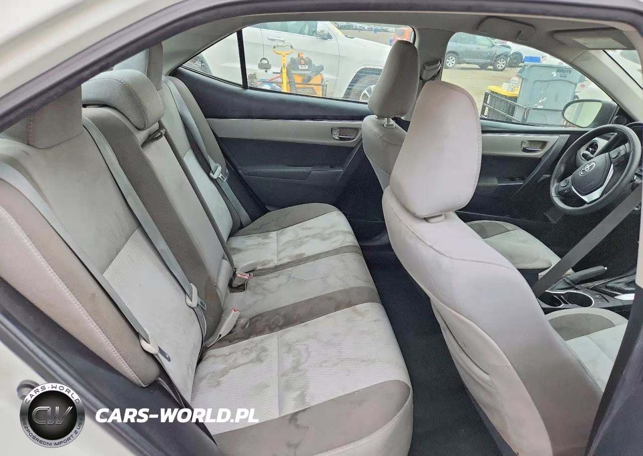 2018 Toyota Corolla Le VIN:2T1BURHE1JC038510 - 10