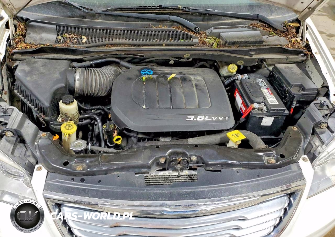 2012 Chrysler Town & Country Touring VIN:2C4RC1BG4CR213185 - 11