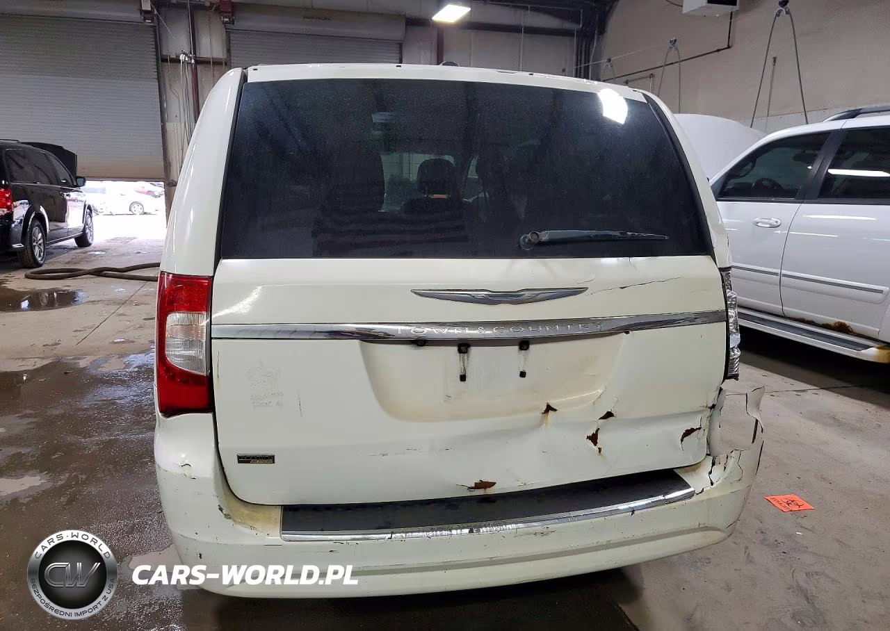 2012 Chrysler Town & Country Touring VIN:2C4RC1BG4CR213185 - 6