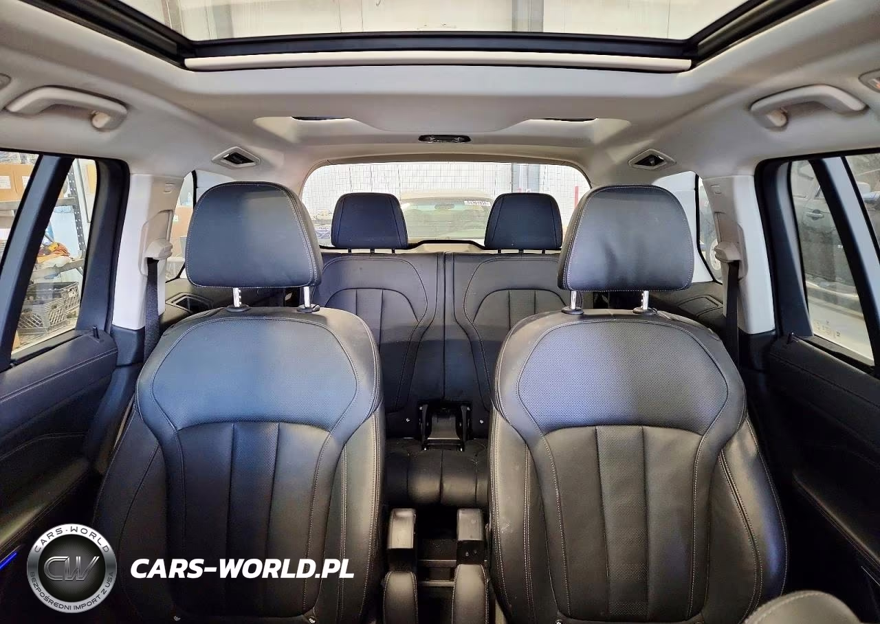 2020 BMW X7 xDrive40I VIN:5UXCW2C00L9B98678 - 10