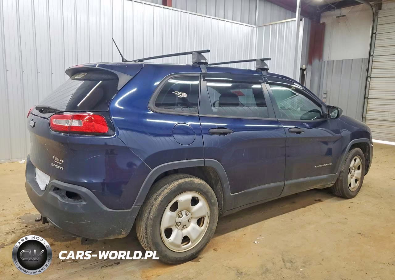 2015 Jeep Cherokee Sport VIN:1C4PJLAB3FW516310 - 3