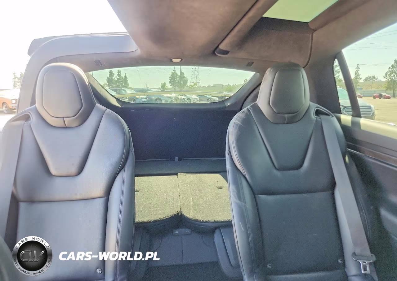 2022 Tesla Model X VIN:7SAXCBE53NF329793 - 10