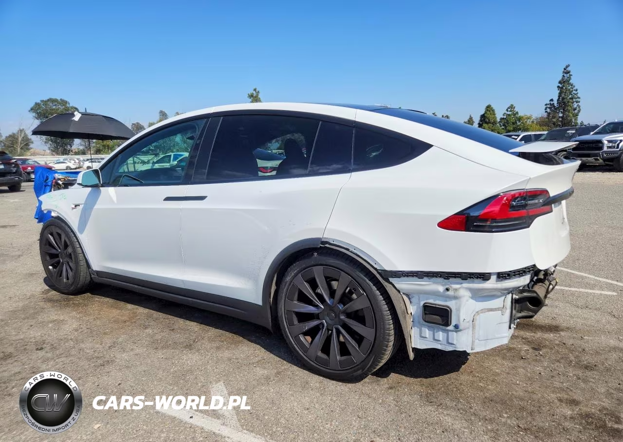 2022 Tesla Model X VIN:7SAXCBE53NF329793 - 2